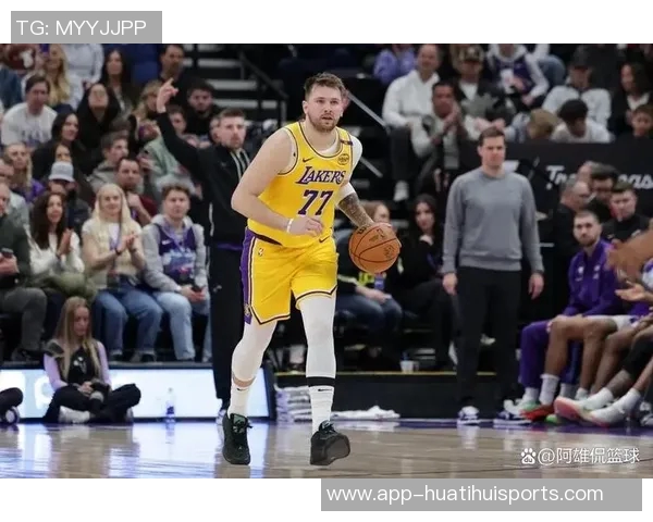 美媒称浓眉与弗拉格换东契奇交易提议遭湖人拒绝 美媒称浓眉与弗拉格换东契奇交易提议遭湖人拒绝