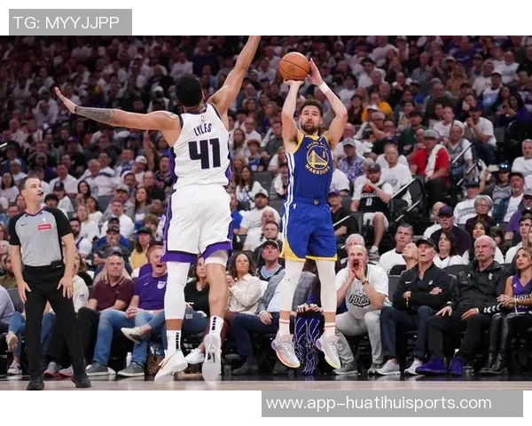 意媒曝帕拉西奥斯慢性肌肉伤复发或需手术治疗影响未来几周表现 意媒曝帕拉西奥斯慢性肌肉伤复发或需手术治疗影响未来几周表现