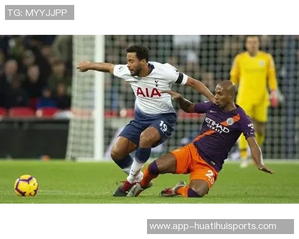 小雷为不当言论致歉并捐款弥补热刺主席的误解与困扰 小雷为不当言论致歉并捐款弥补热刺主席的误解与困扰