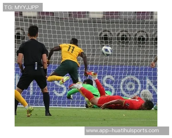 邝兆镭门前精彩突破连过三人可惜射门偏出令人叹息