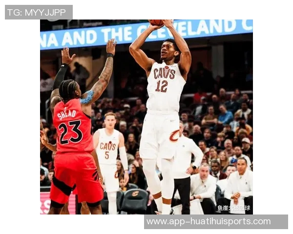 米切尔半场表现低迷8投仅2中三分球全失仅得11分并出现3次失误