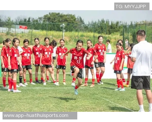 2025年第三季度女足青训中心技术支持圆满完成助力未来发展 2025年第三季度女足青训中心技术支持圆满完成助力未来发展