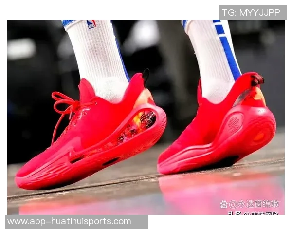 库里首次在比赛中穿李宁鞋标志着他与UA的正式告别