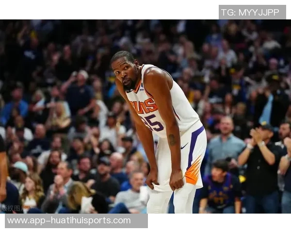 杜兰特赞雷霆全队团结默契善于应对全场紧逼战术 杜兰特赞雷霆全队团结默契善于应对全场紧逼战术